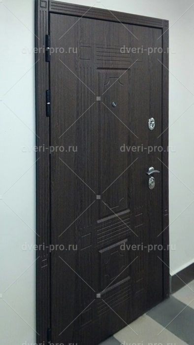 Входные железные двери в квартиру с установкой от производителя в Москве