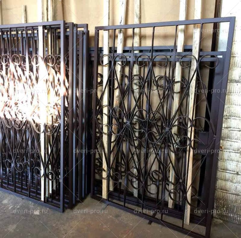 Установка решеток на окна | Завод «Двери ПРО» в Москве