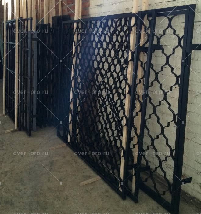 Установка решеток на окна | Завод «Двери ПРО» в Москве